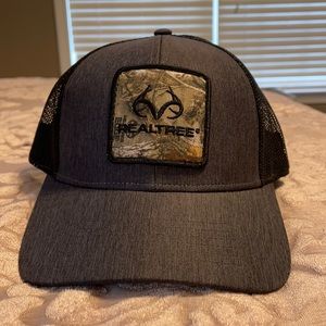 Realtree Two Tone Trucker Hat